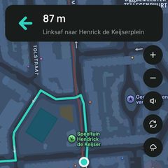 Navigatie in donkere modus, zoals ook op Apple Watch en Live Activity